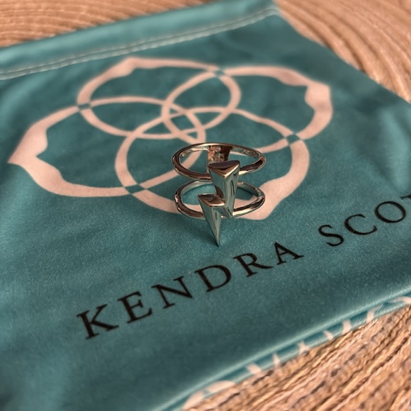 KENDRA SCOTT BOLT DOUBLE BAND RING - SILVER Sz: 7 - Picture 9 of 10